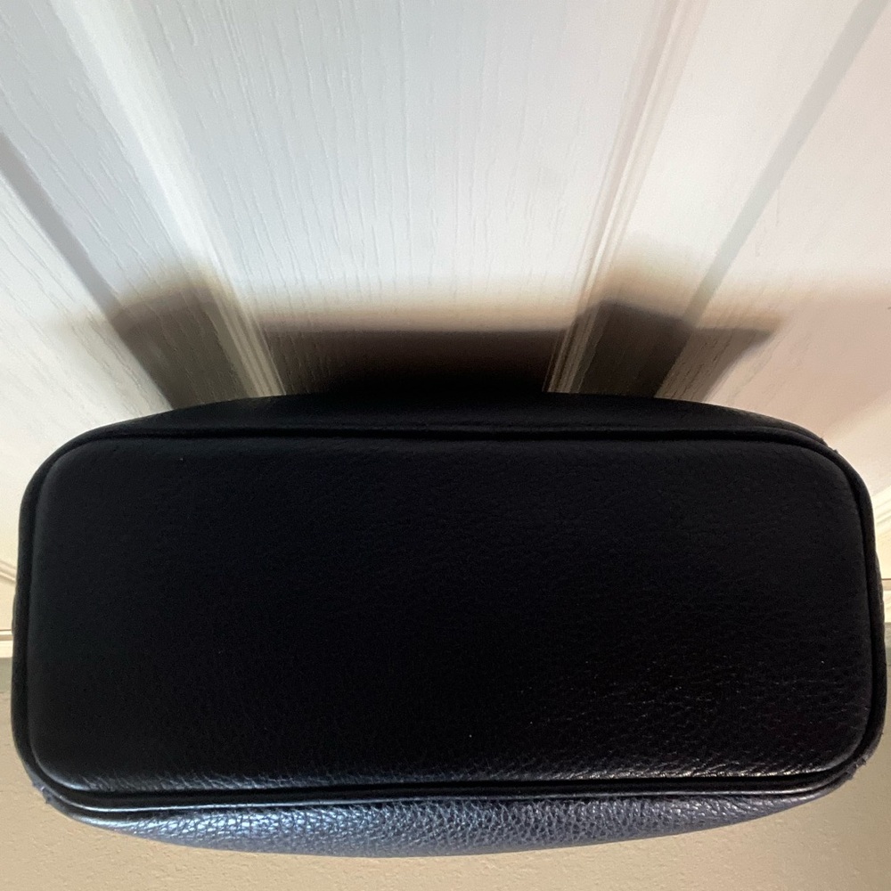 COACH Vintage Sonoma Pocket Zip Crossbody Bag in Navy Blue Pebbled Leather - Picture 4 of 11